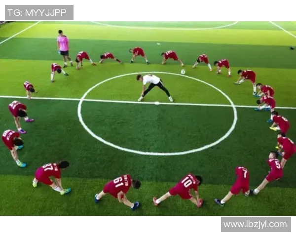 中国足球水平现状与未来发展路径的深入探讨与分析 中国足球水平现状与未来发展路径的深入探讨与分析